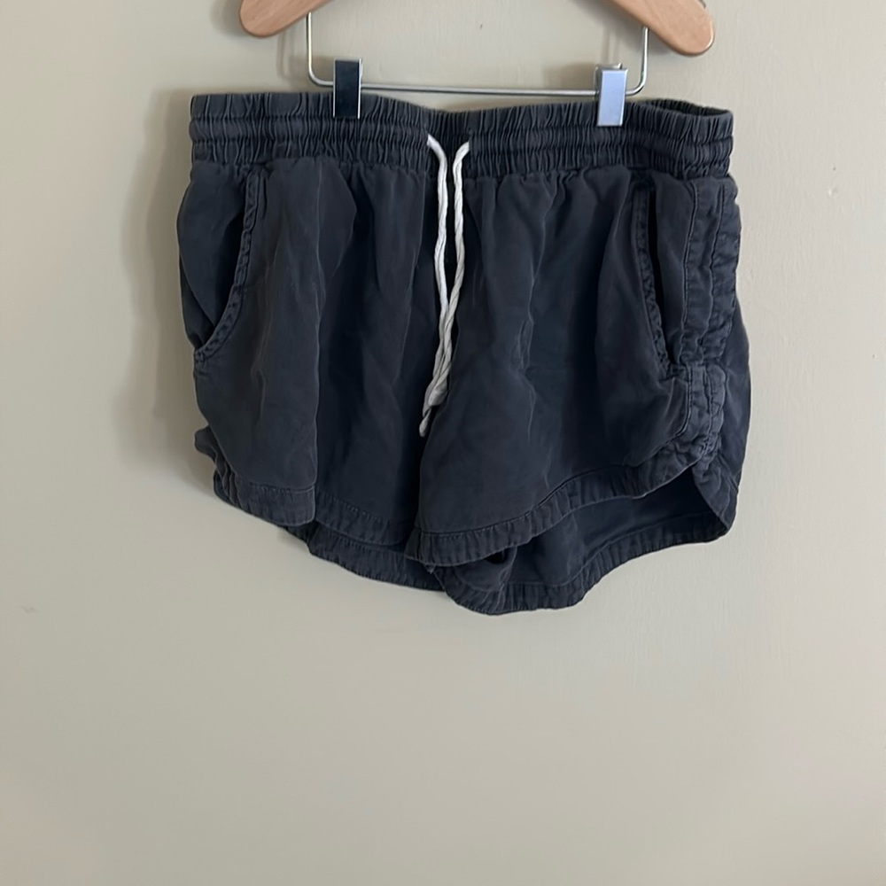 Road Trippin Elastic Waist Shorts from Billa Bong. They are a size medium.